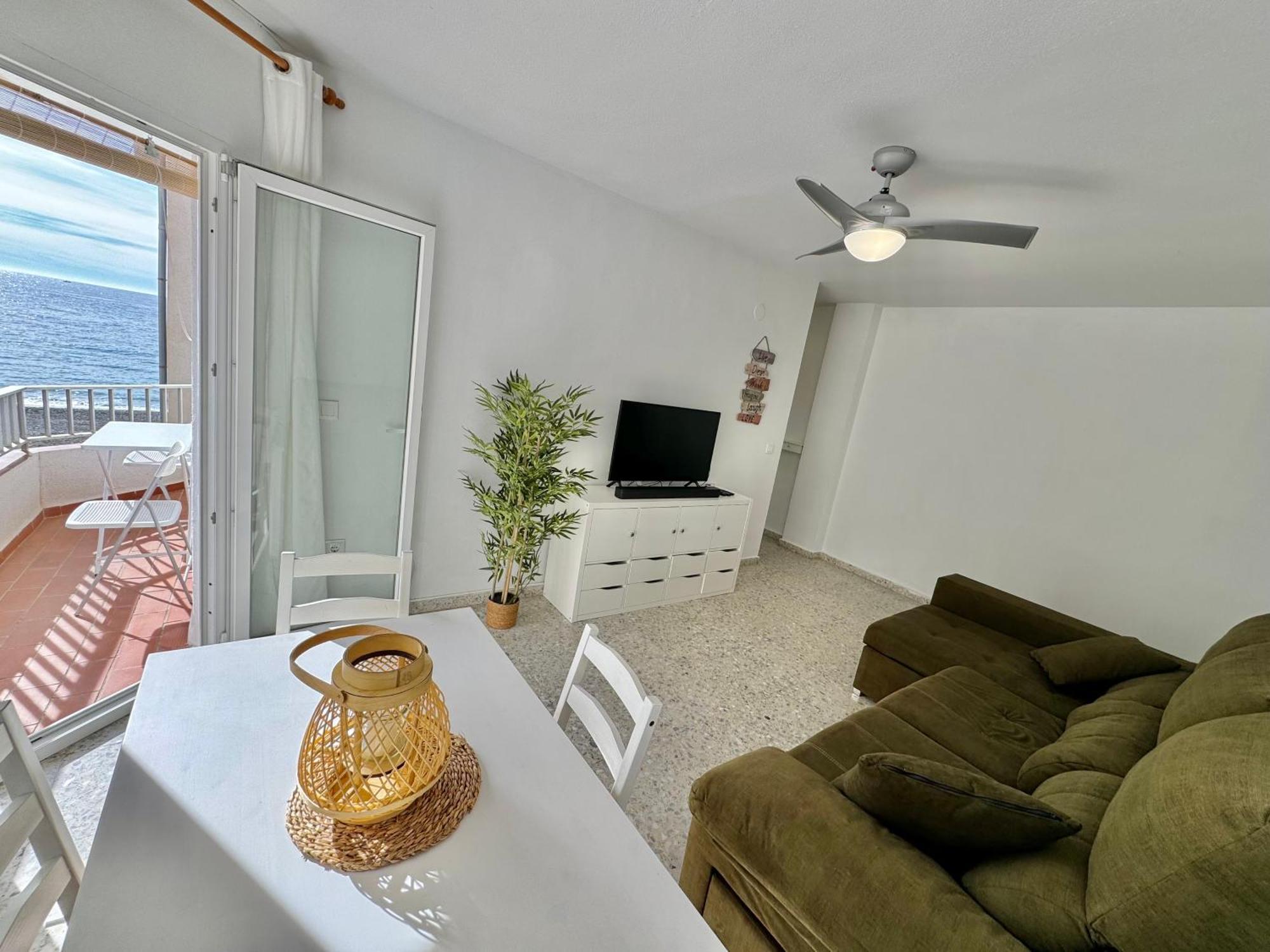 Quiet II Seaview Apartment La Herradura  Bagian luar foto